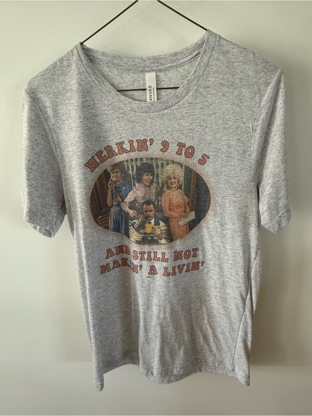 Graphic Tee Women’s Small